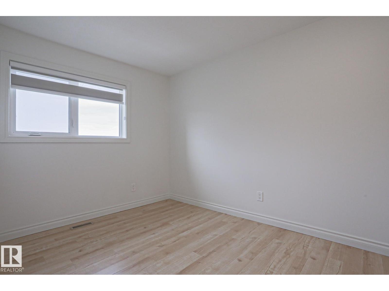 #13 9505 176 ST NW - 45