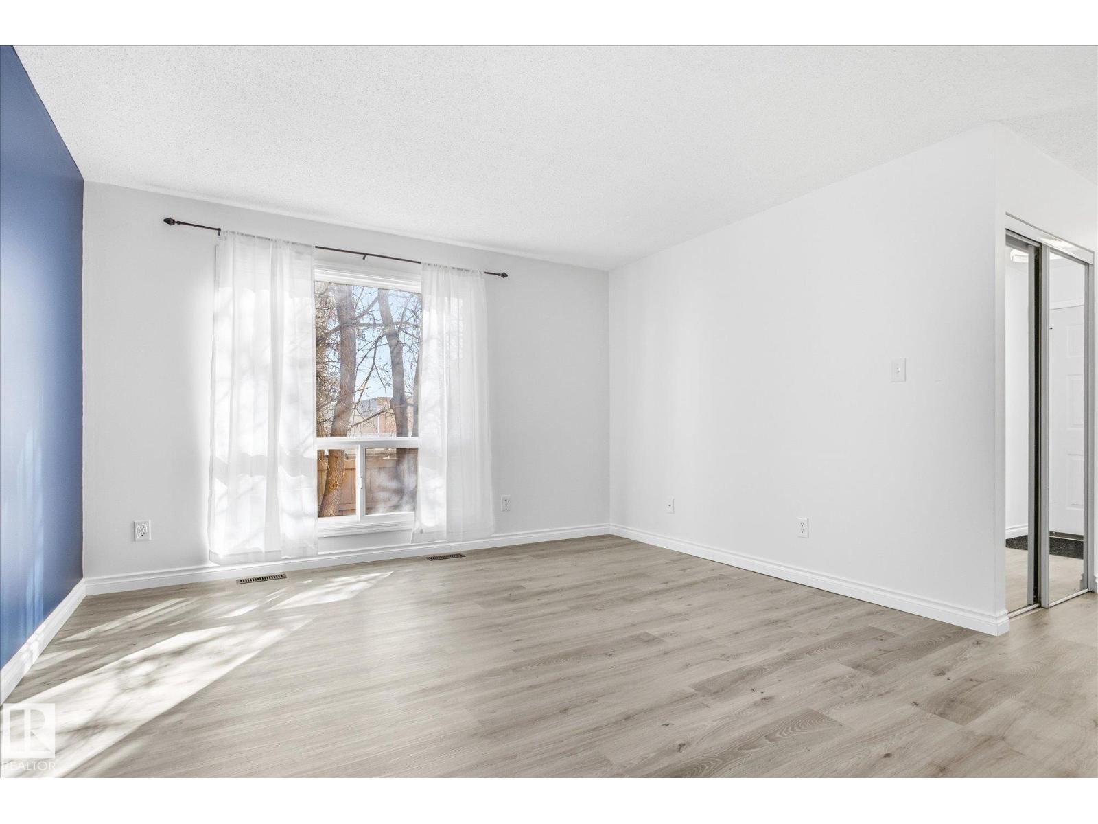 857 ERIN PL NW - 5