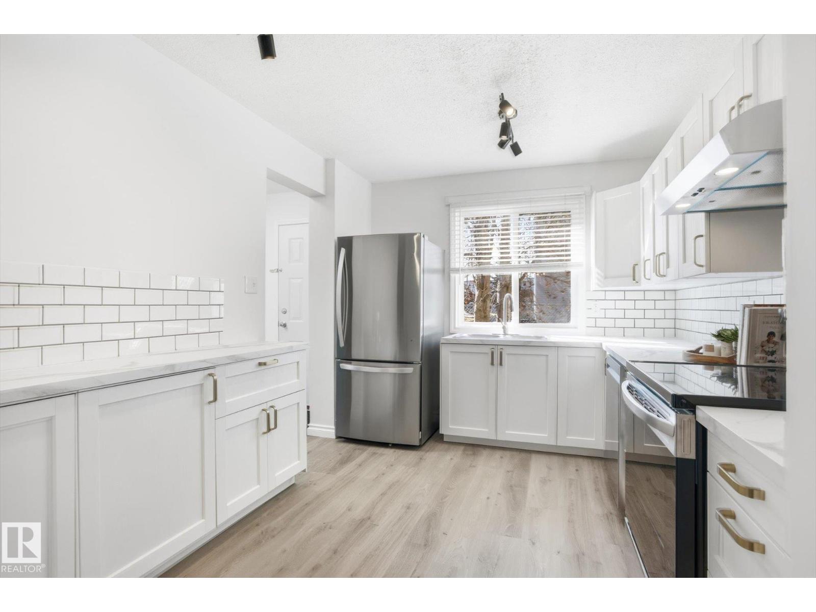 857 ERIN PL NW - 7