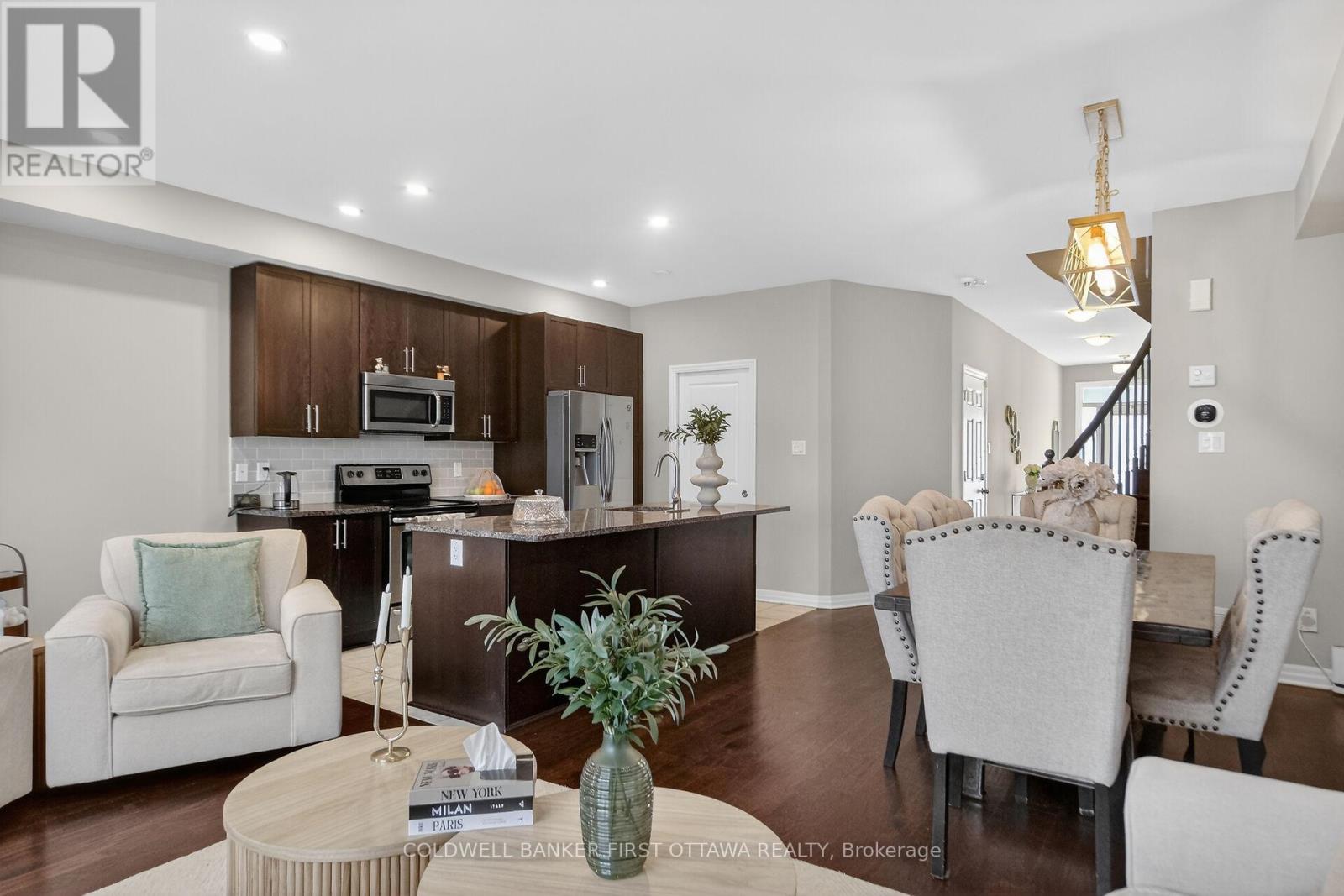 906 LITTLEROCK STREET - 12