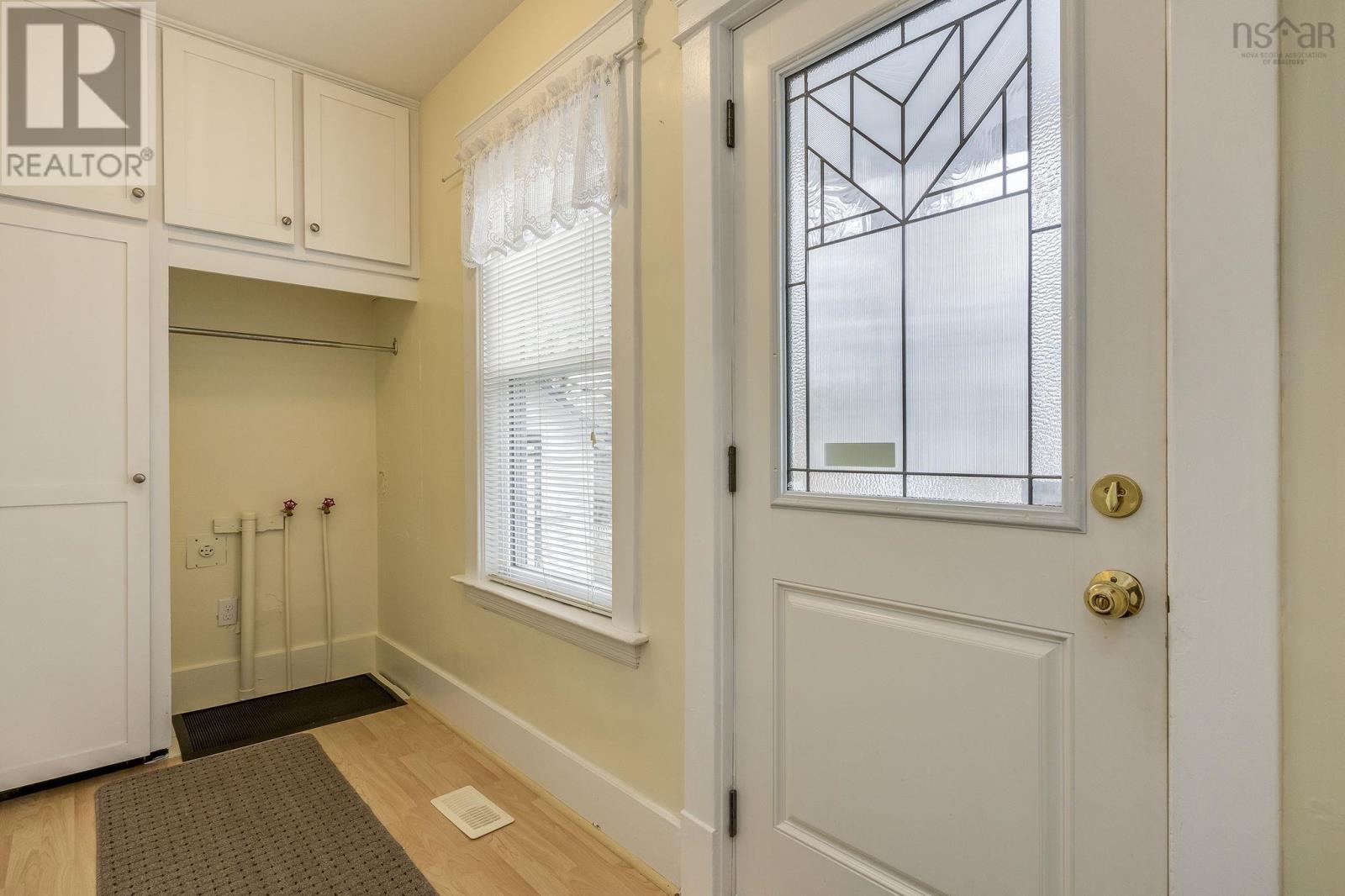 Property 32 of 47 of 2576 1 Highway