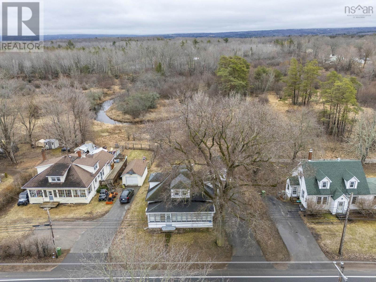 Property 44 of 47 of 2576 1 Highway