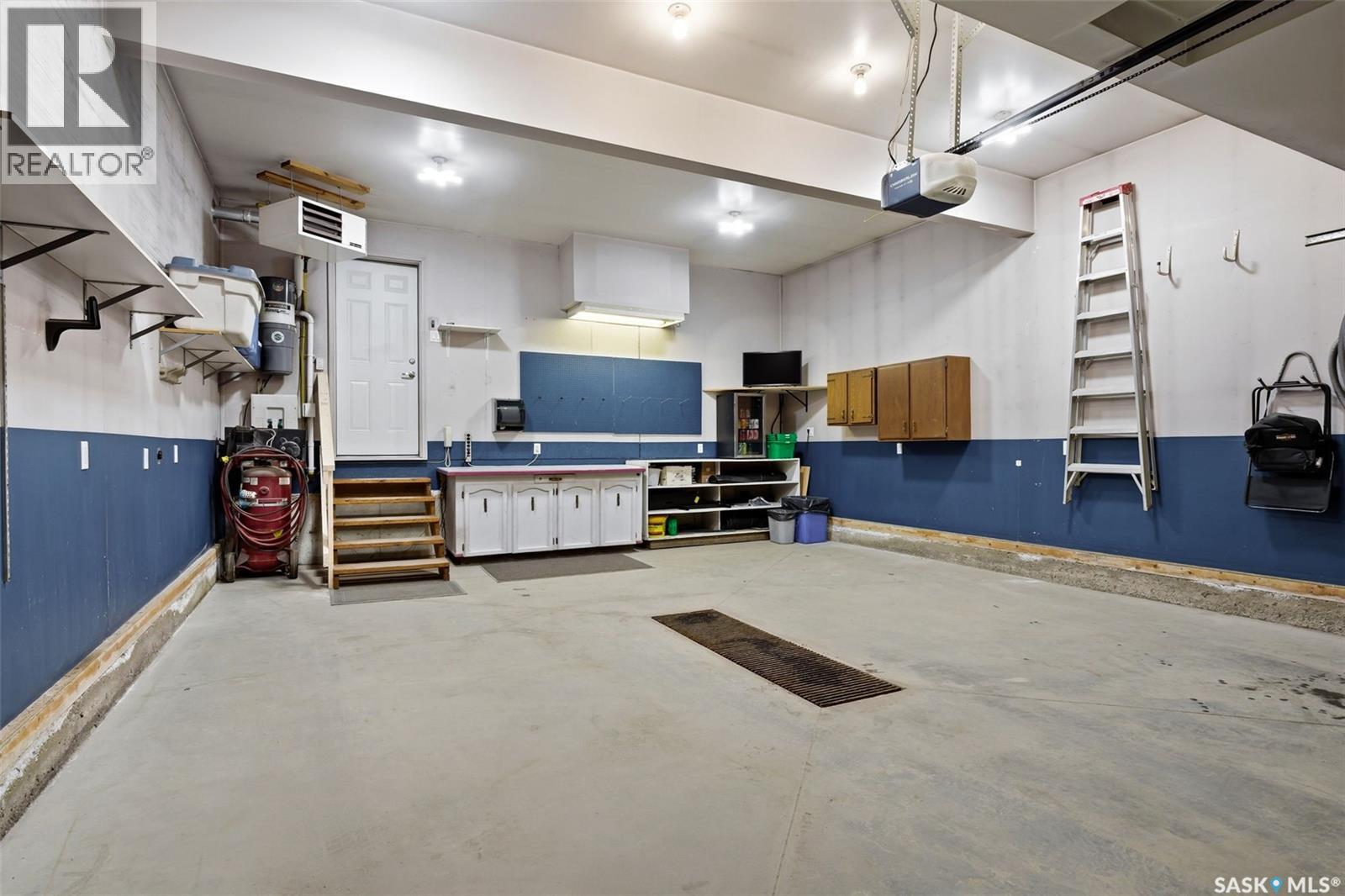 2750 WINDSOR PARK ROAD - 35