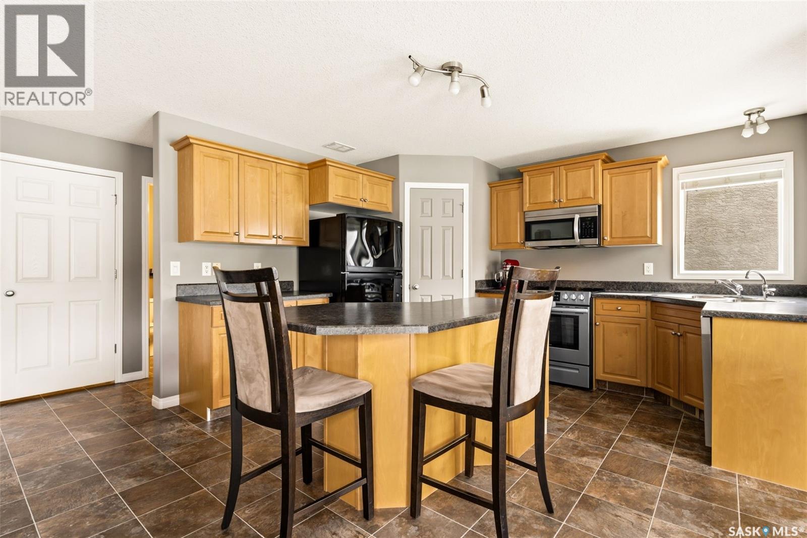 2750 WINDSOR PARK ROAD - 7