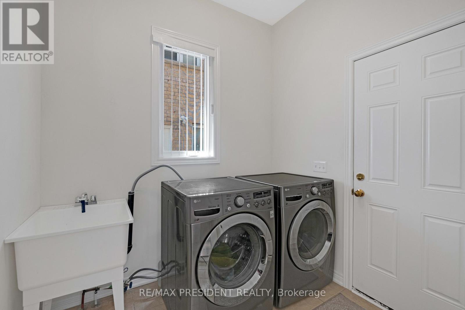 7 WELLPARK WAY - 13