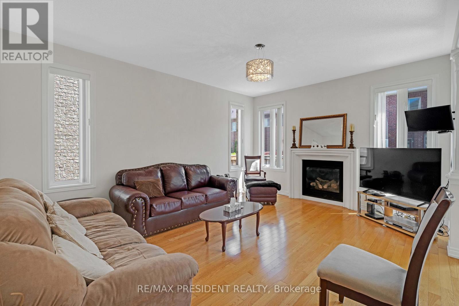 7 WELLPARK WAY - 7