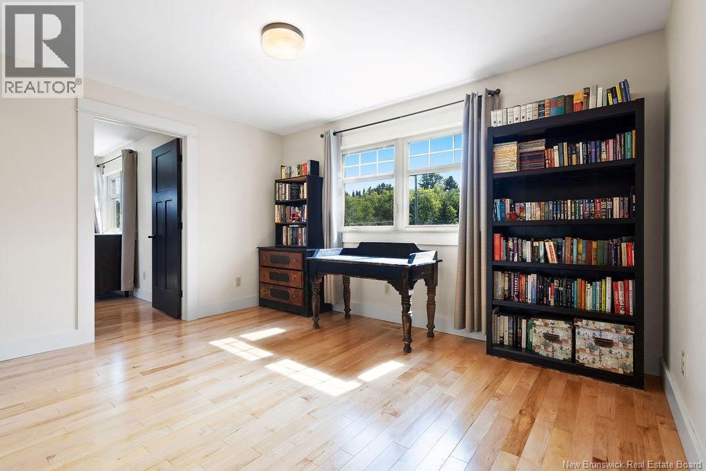 9 Station Street - 16