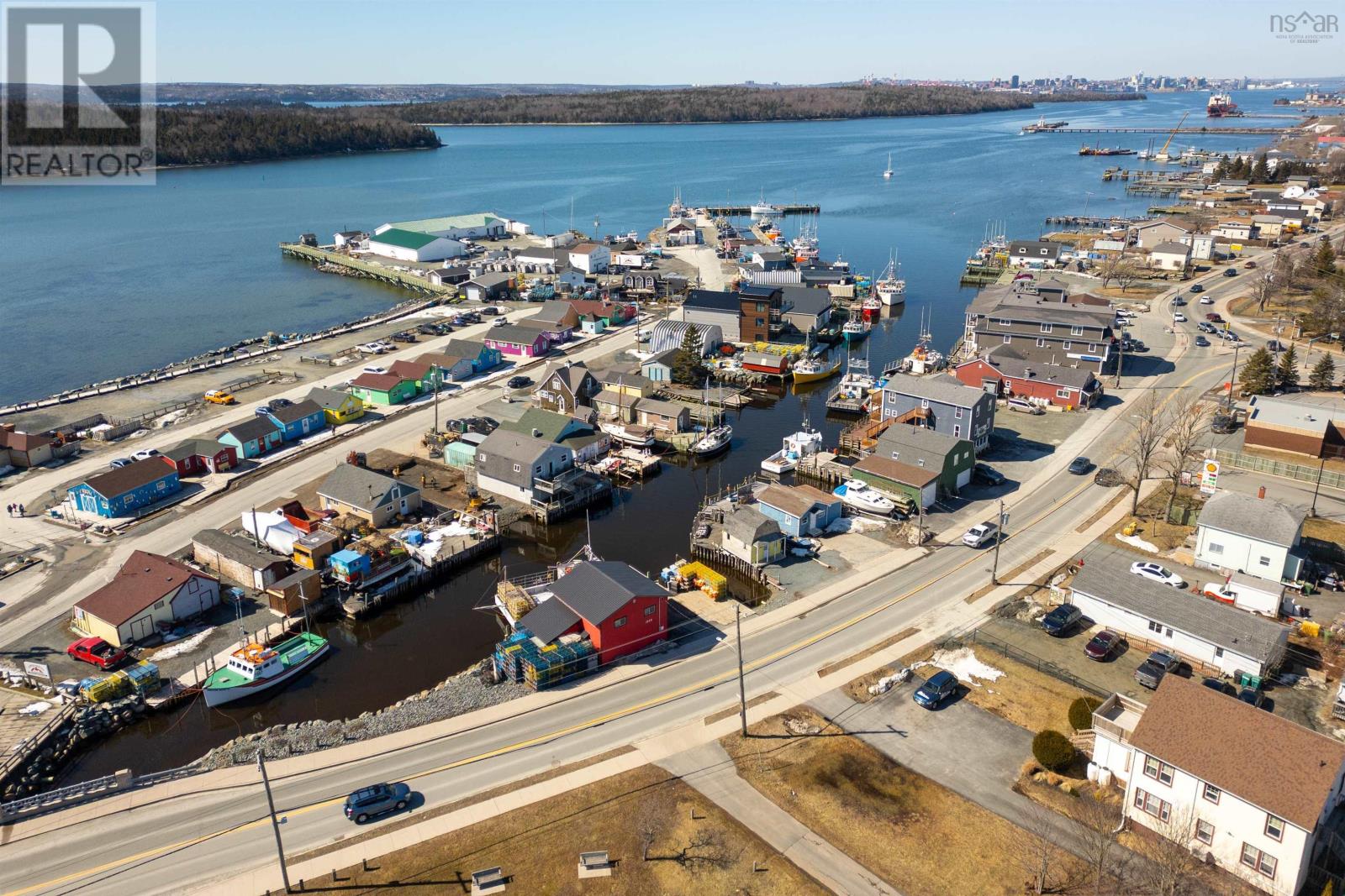 Property 16 of 52 of 19 Cow Bay Road