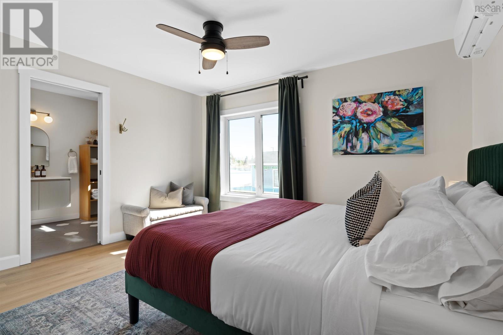 Property 35 of 52 of 19 Cow Bay Road