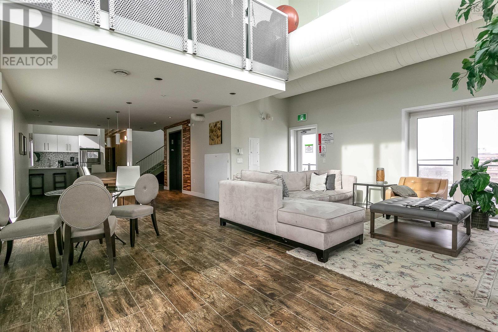 #118 5662 ROBERTS STREET - 28