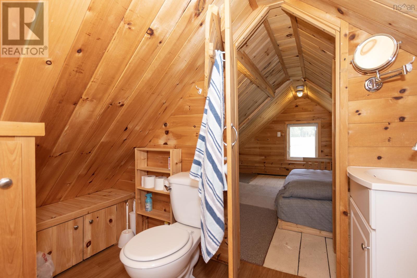 Property 23 of 34 of 4141 Highway 209