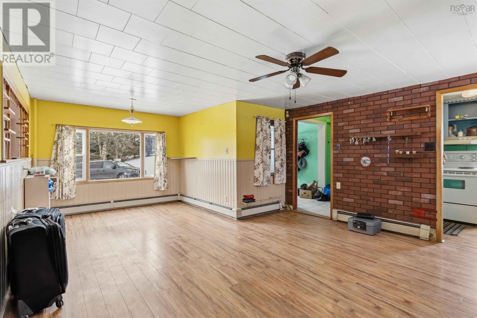 Property 11 of 48 of 67 Croft Avenue