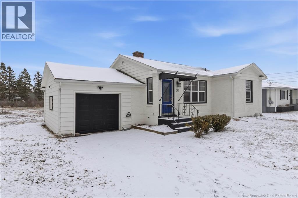 21 KENMORE DRIVE - 2