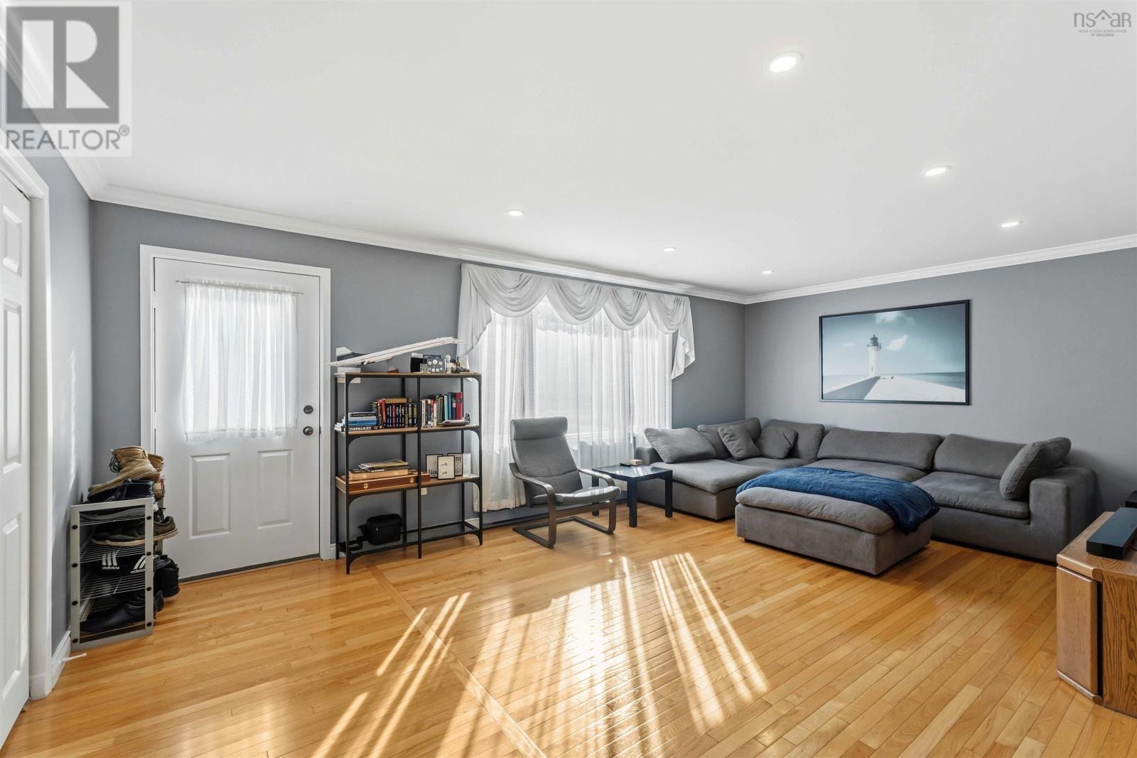 Property 5 of 30 of 955 Labrador Lane