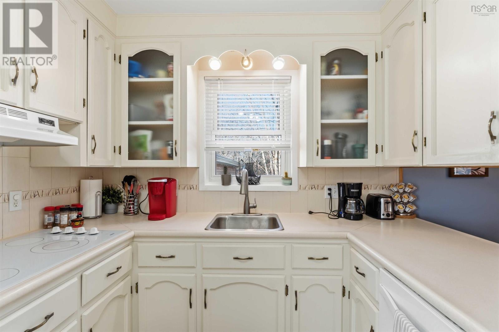 Property 9 of 30 of 955 Labrador Lane