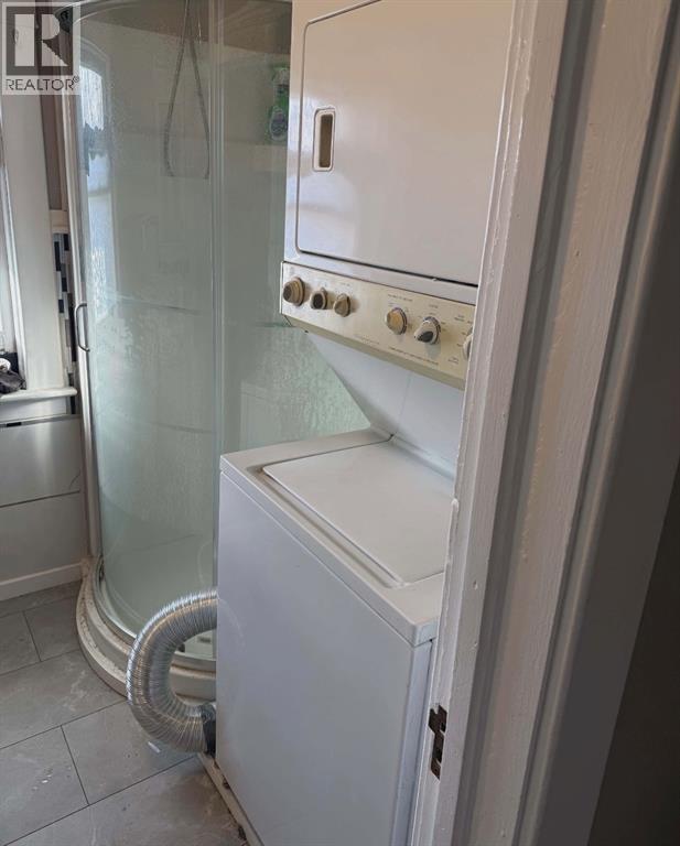 270 QUEEN STREET - 16