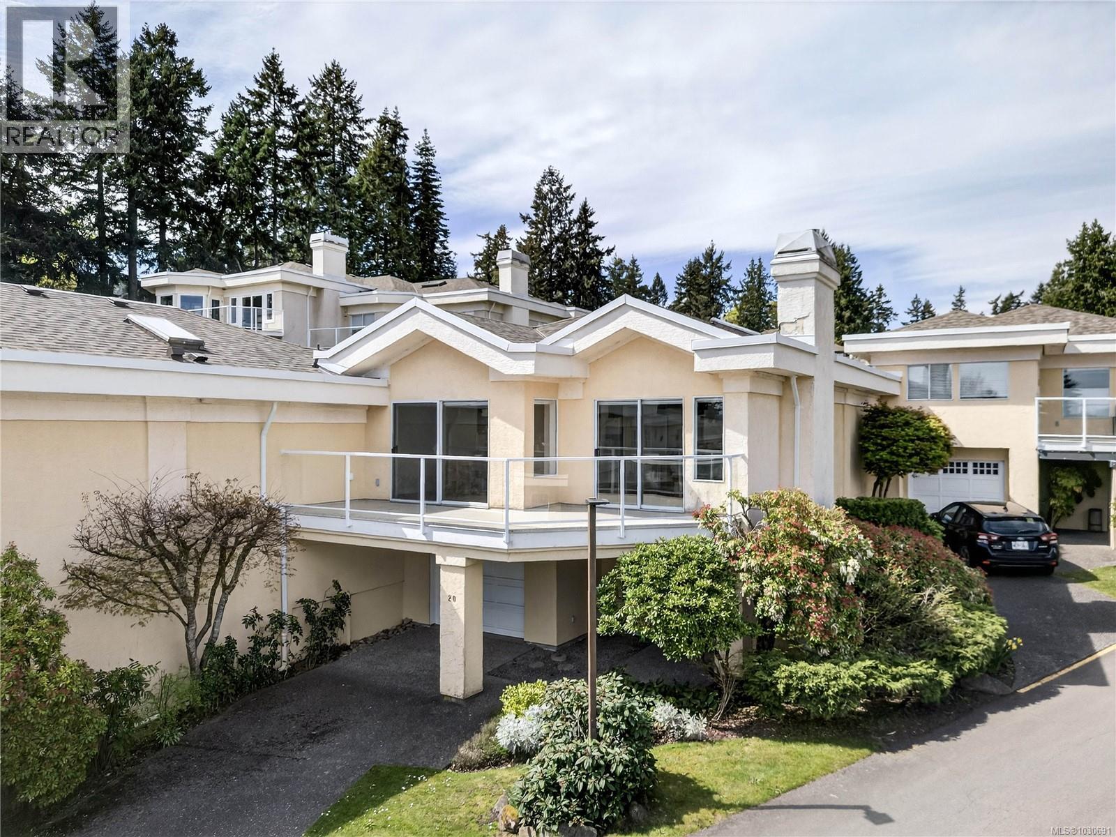 #20 258 Lower Ganges Rd - 1