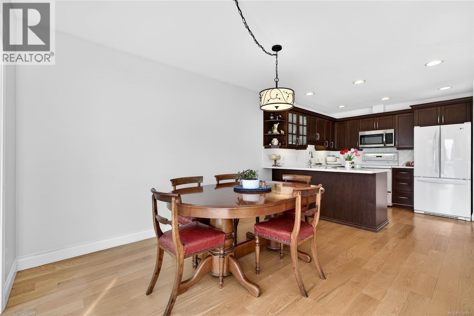 #20 258 Lower Ganges Rd - 8