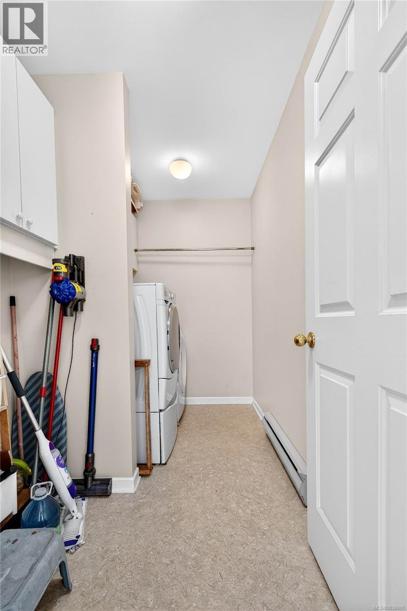 #20 258 Lower Ganges Rd - 26