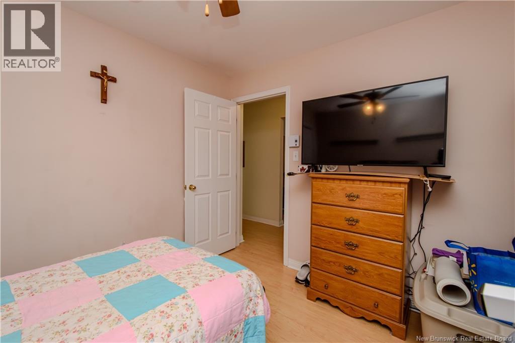 357 Beausejour Street - 10