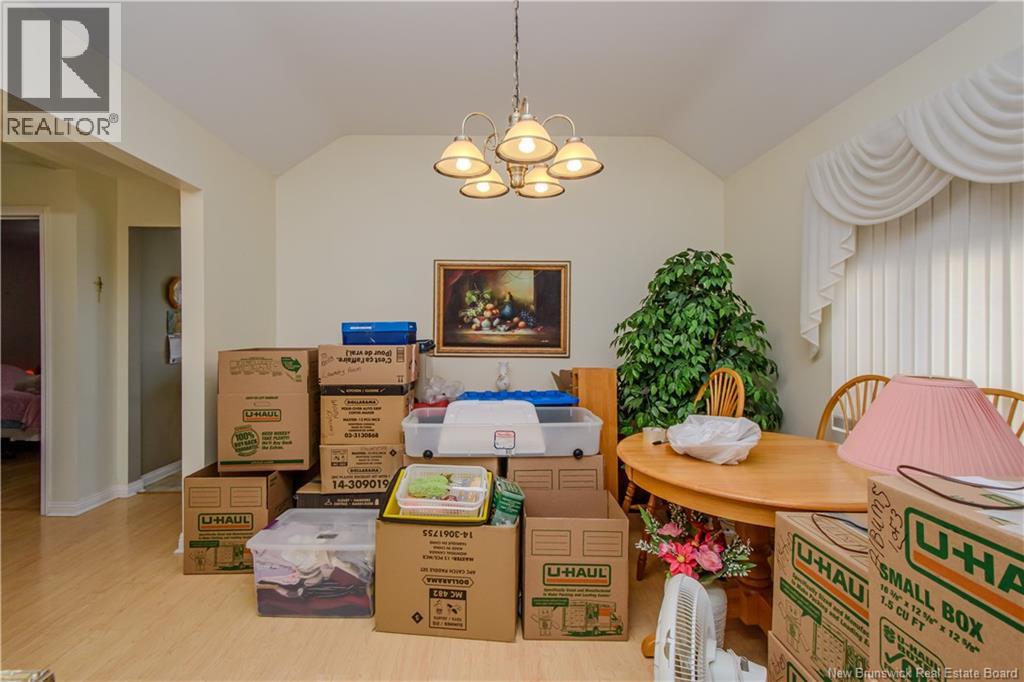 357 Beausejour Street - 13