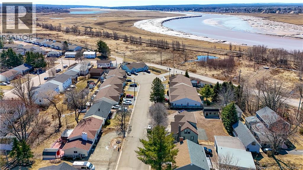 357 Beausejour Street - 46