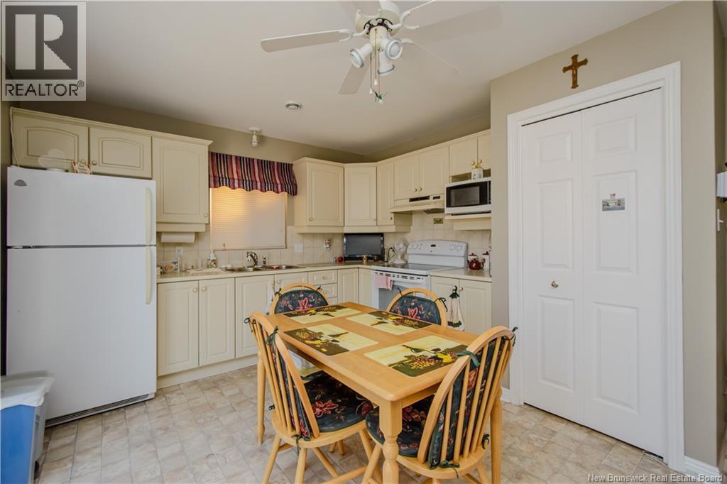 357 Beausejour Street - 20
