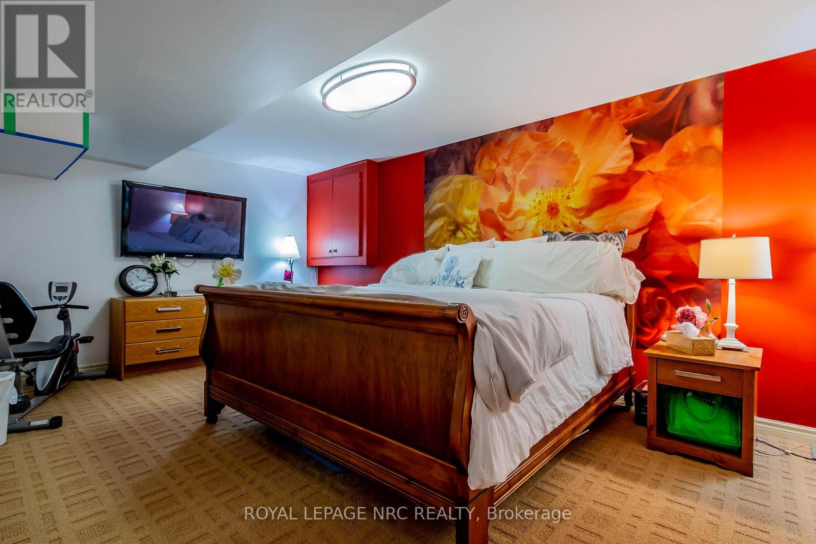 23 PROMENADE WAY - 28