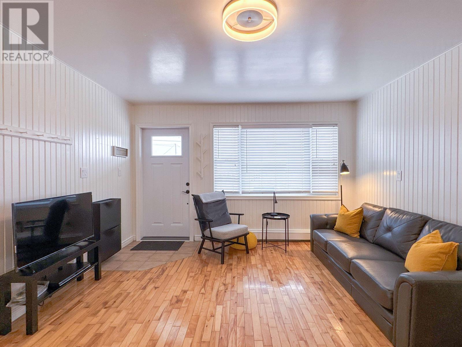 36 ESTATES WAY - Image 3