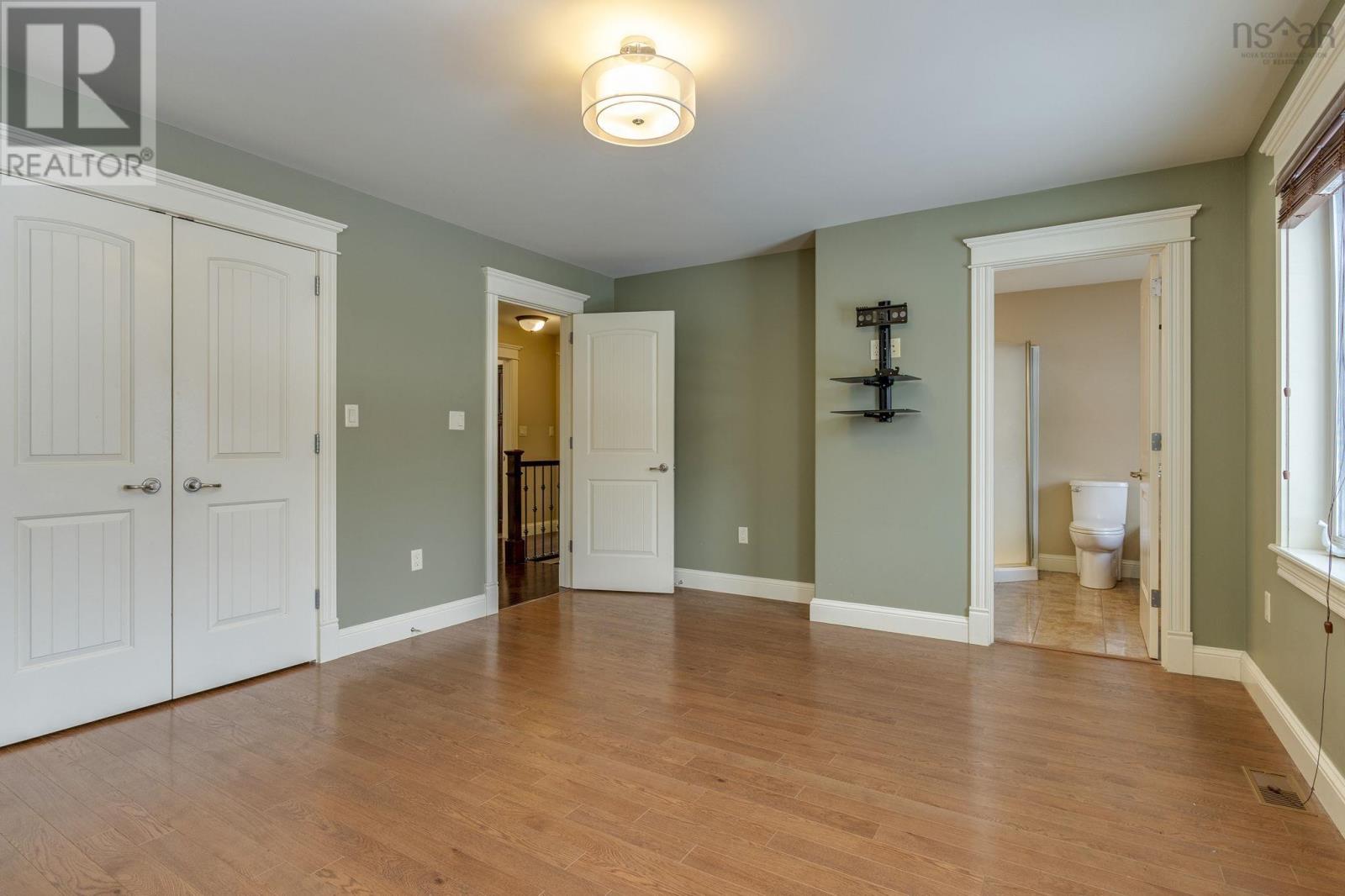 Property 23 of 49 of 88 Ridge Wood Court