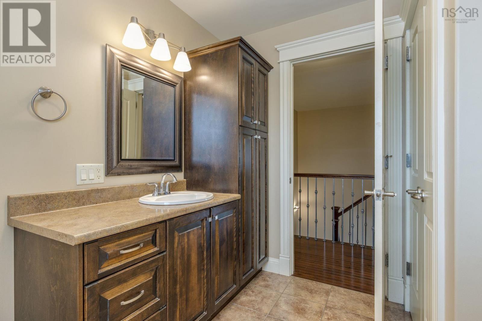 Property 31 of 49 of 88 Ridge Wood Court