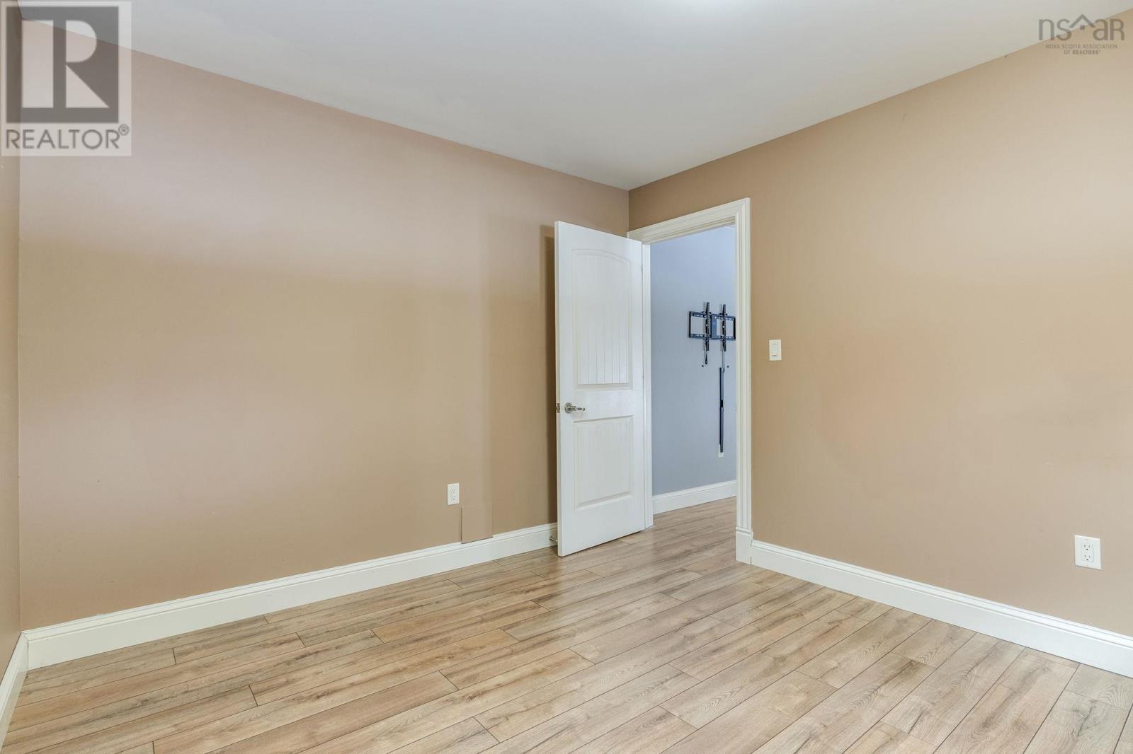 Property 37 of 49 of 88 Ridge Wood Court