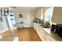 Kitchen - 148-150 Boul. J.d. Gauthier, Shippagan, NB E8S2K9 Photo 13