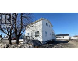 Foyer - 148-150 Boul. J.d. Gauthier, Shippagan, NB E8S2K9 Photo 8