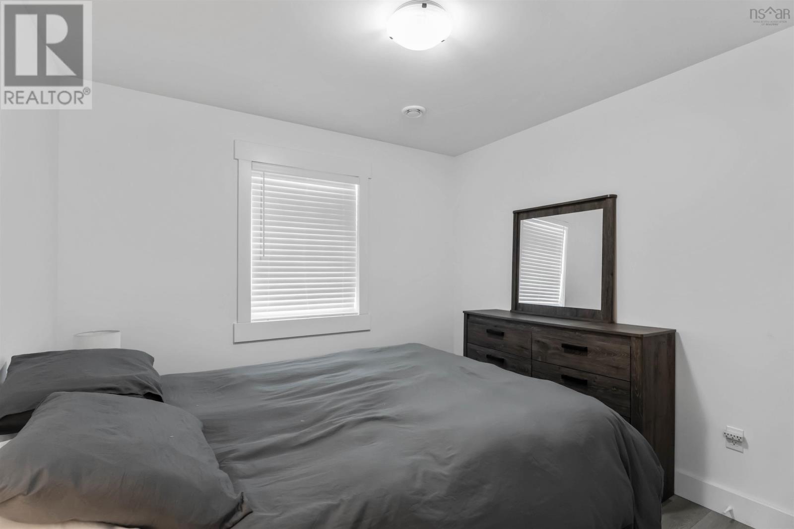 1029 UPPER CHURCH STREET - 23