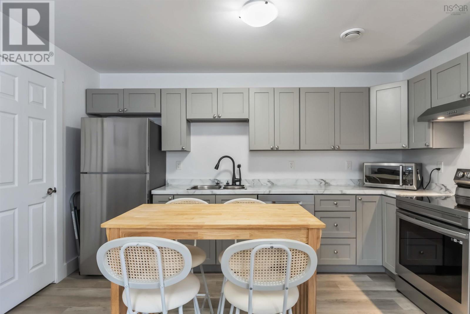 1029 UPPER CHURCH STREET - 11