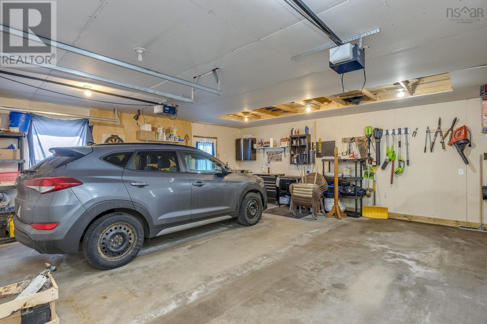 Property 44 of 45 of 868 Shawn Drive