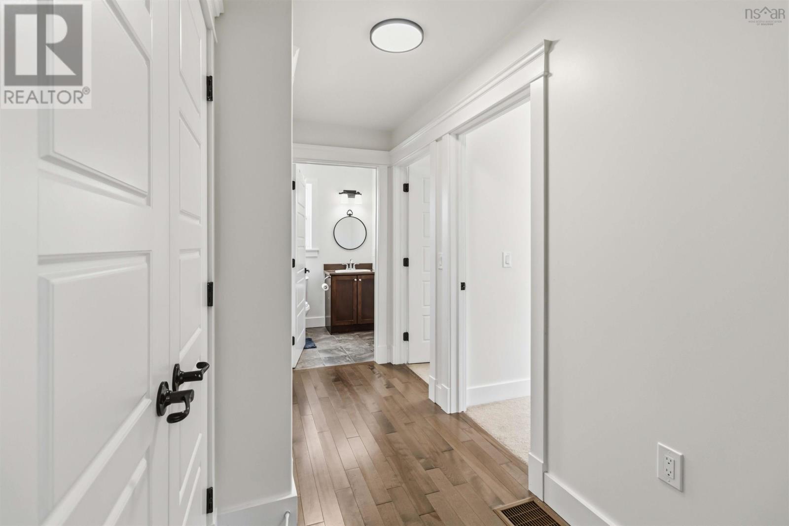 6 RIVERWOOD DRIVE - 25