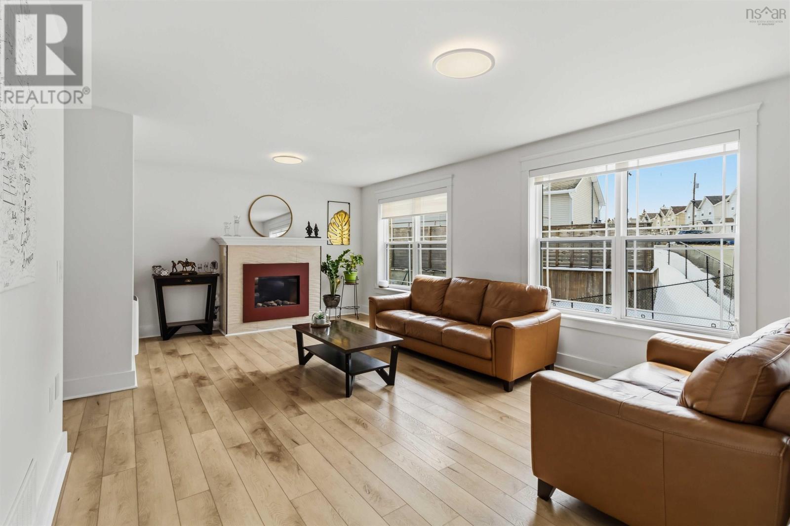 6 RIVERWOOD DRIVE - Image 3