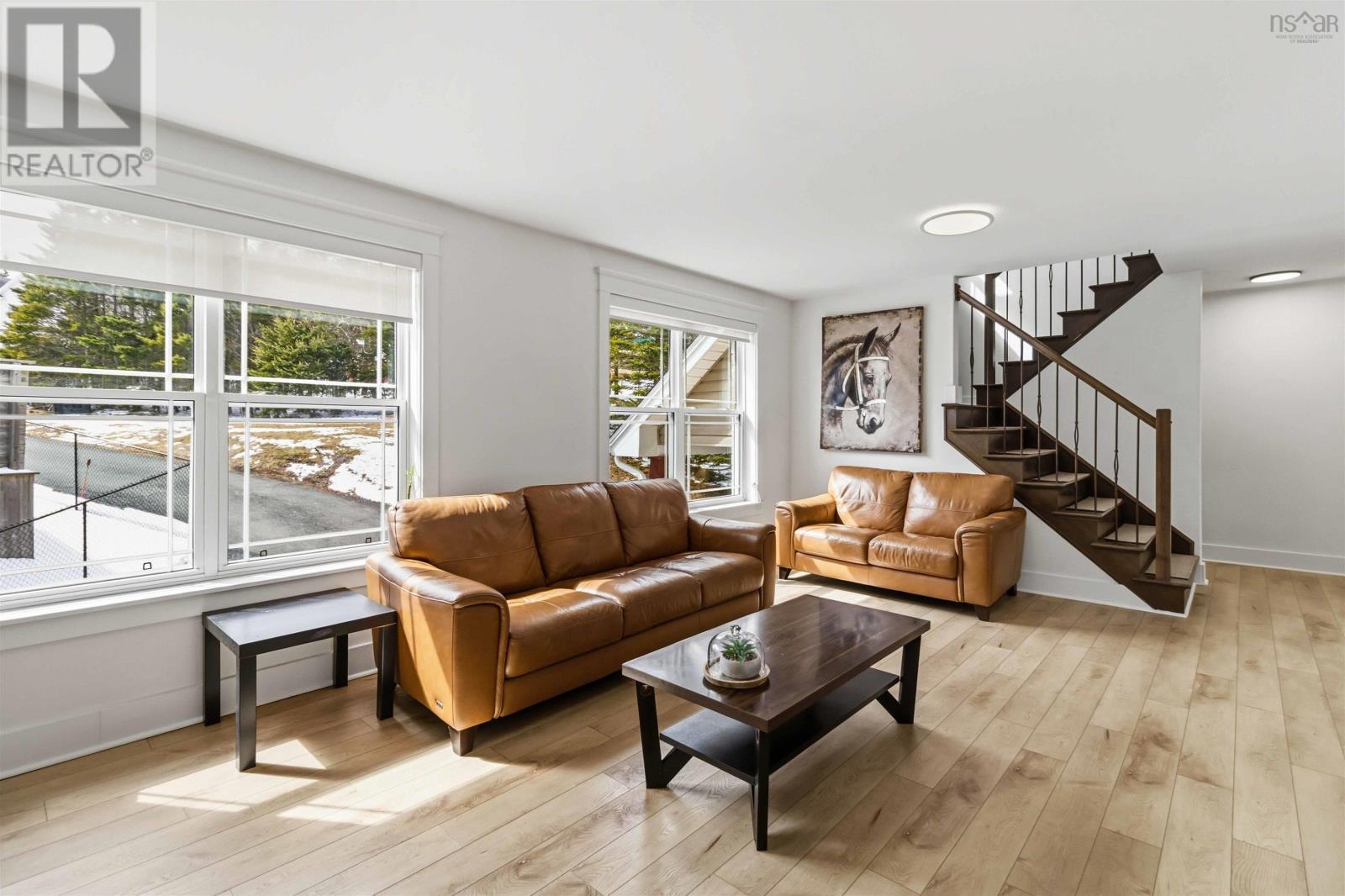 6 RIVERWOOD DRIVE - 5