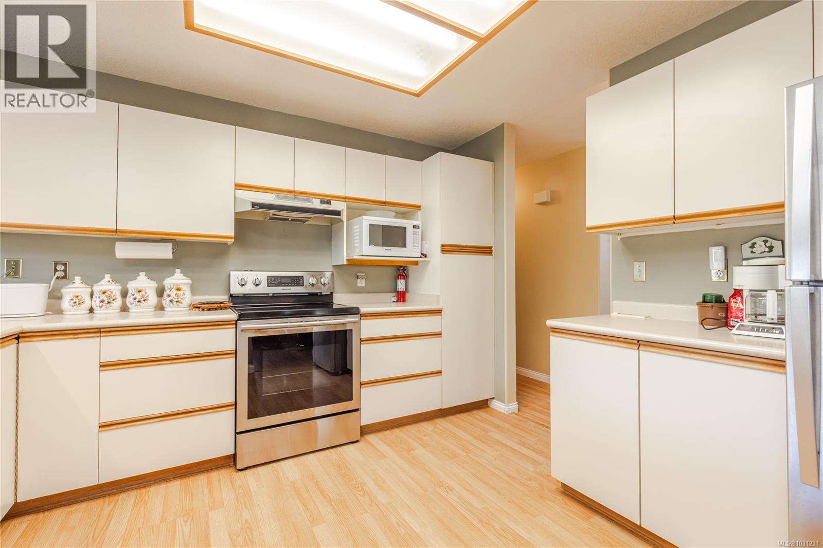 5225 KAITLYNS WAY - 13