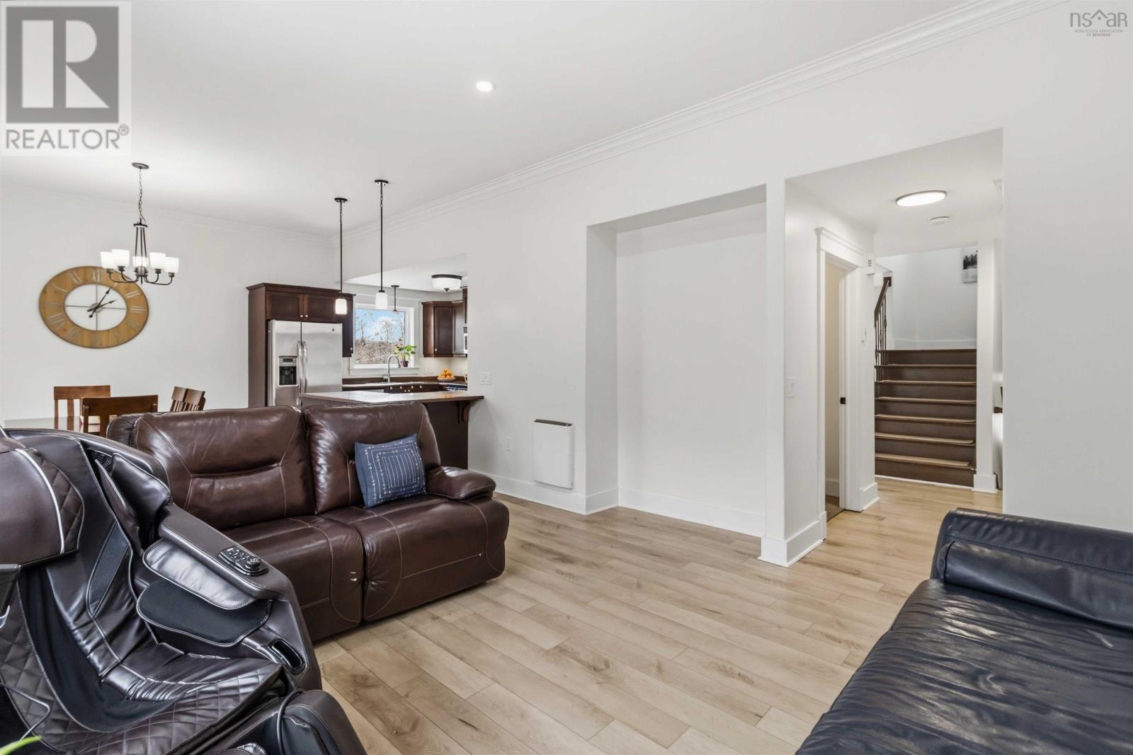 6 RIVERWOOD DRIVE - 15