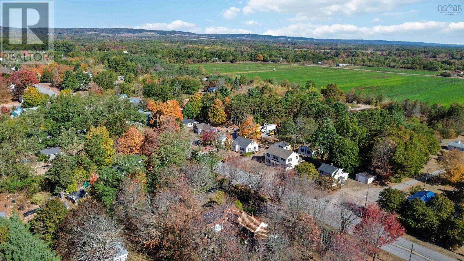 Property 40 of 47 of 9387 Highway 10