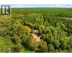 Living room - 135 Hopkins Rd, Gaspereau Forks, NB E4A2E6 Photo 11