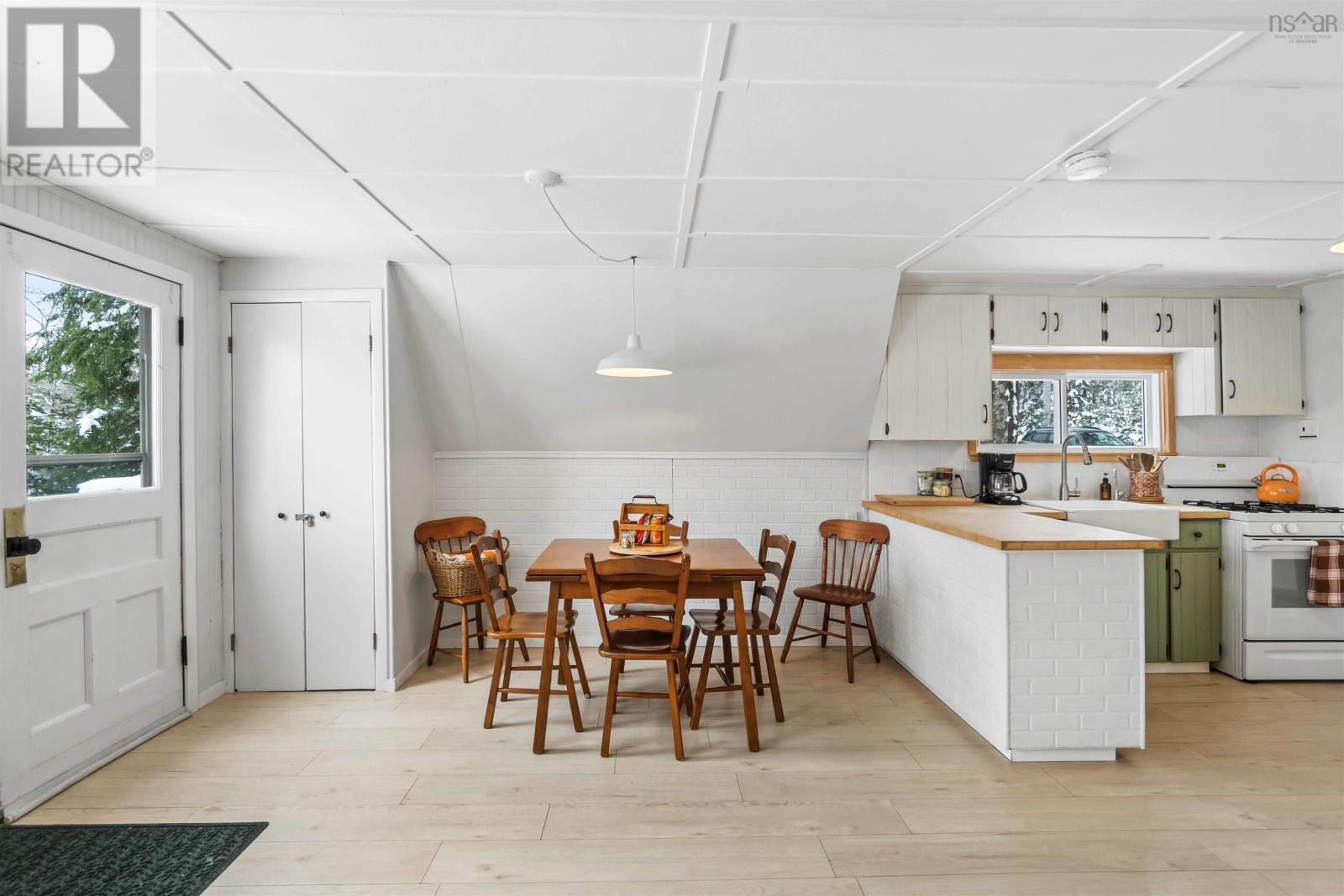 Property 14 of 30 of 110 East Lake Road