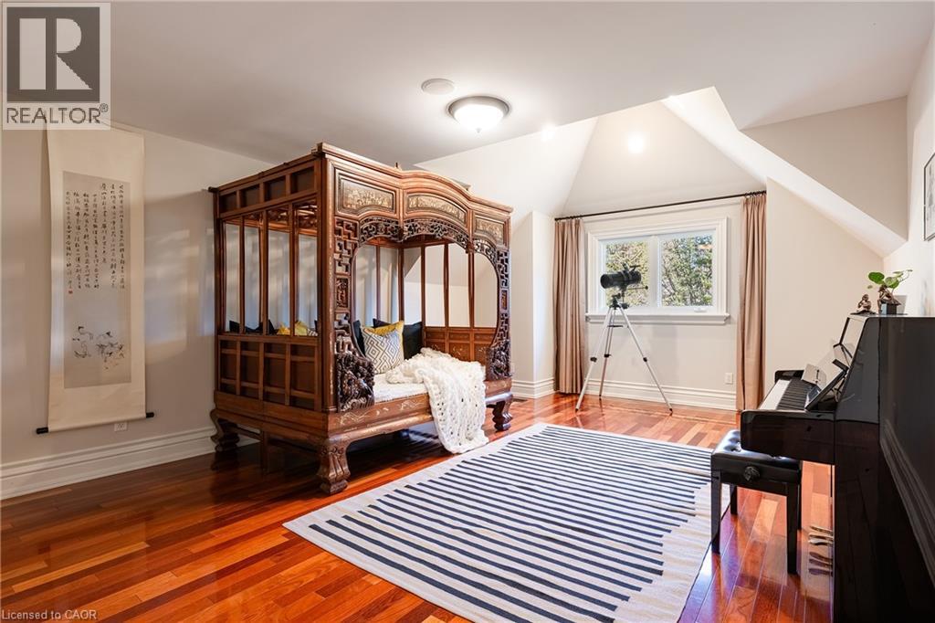 2096 LAKESHORE Road E - 29
