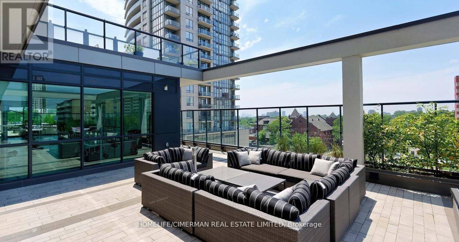#1604 1486 BATHURST STREET - 21