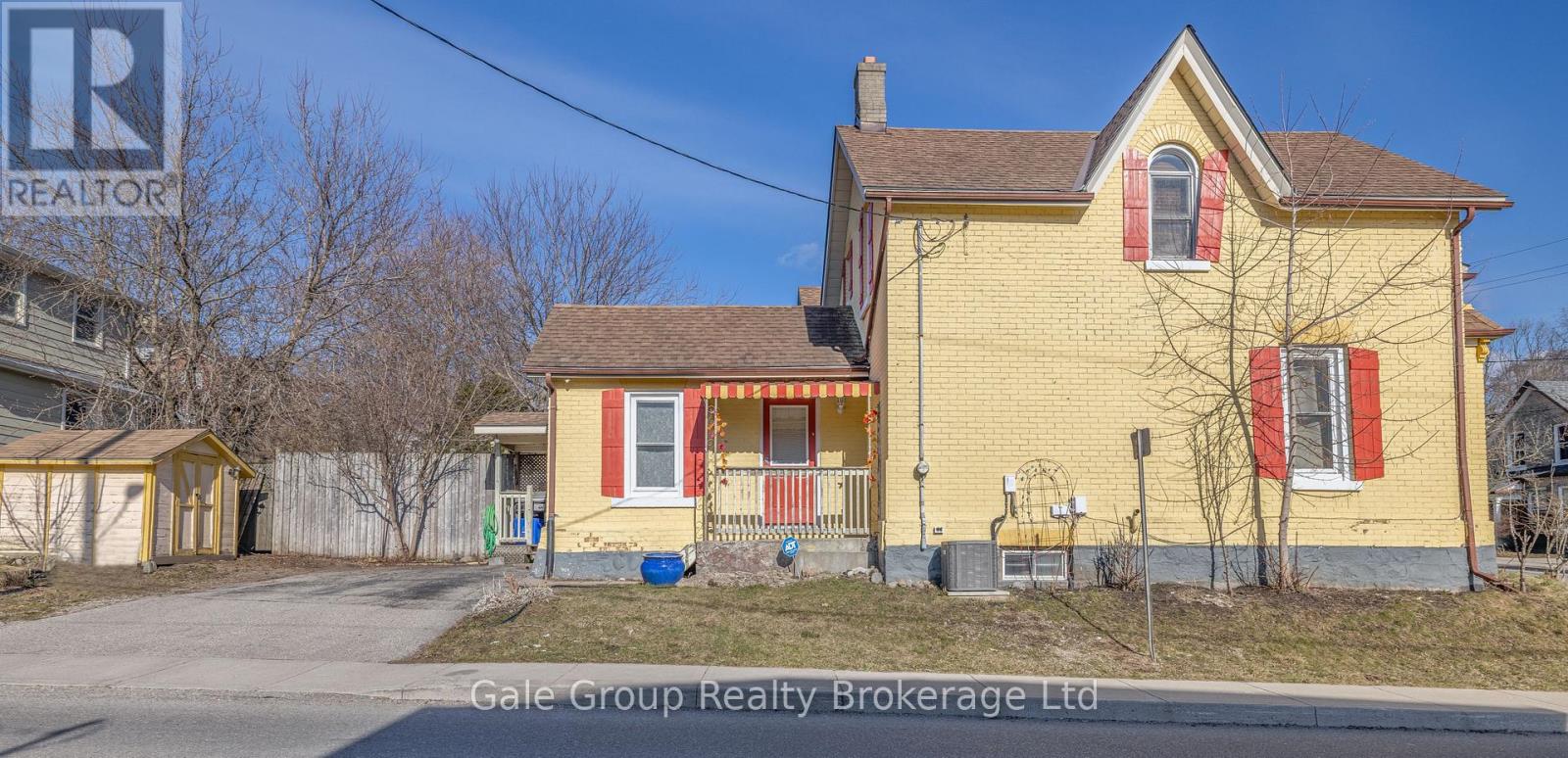 313 SIMCOE STREET - 19