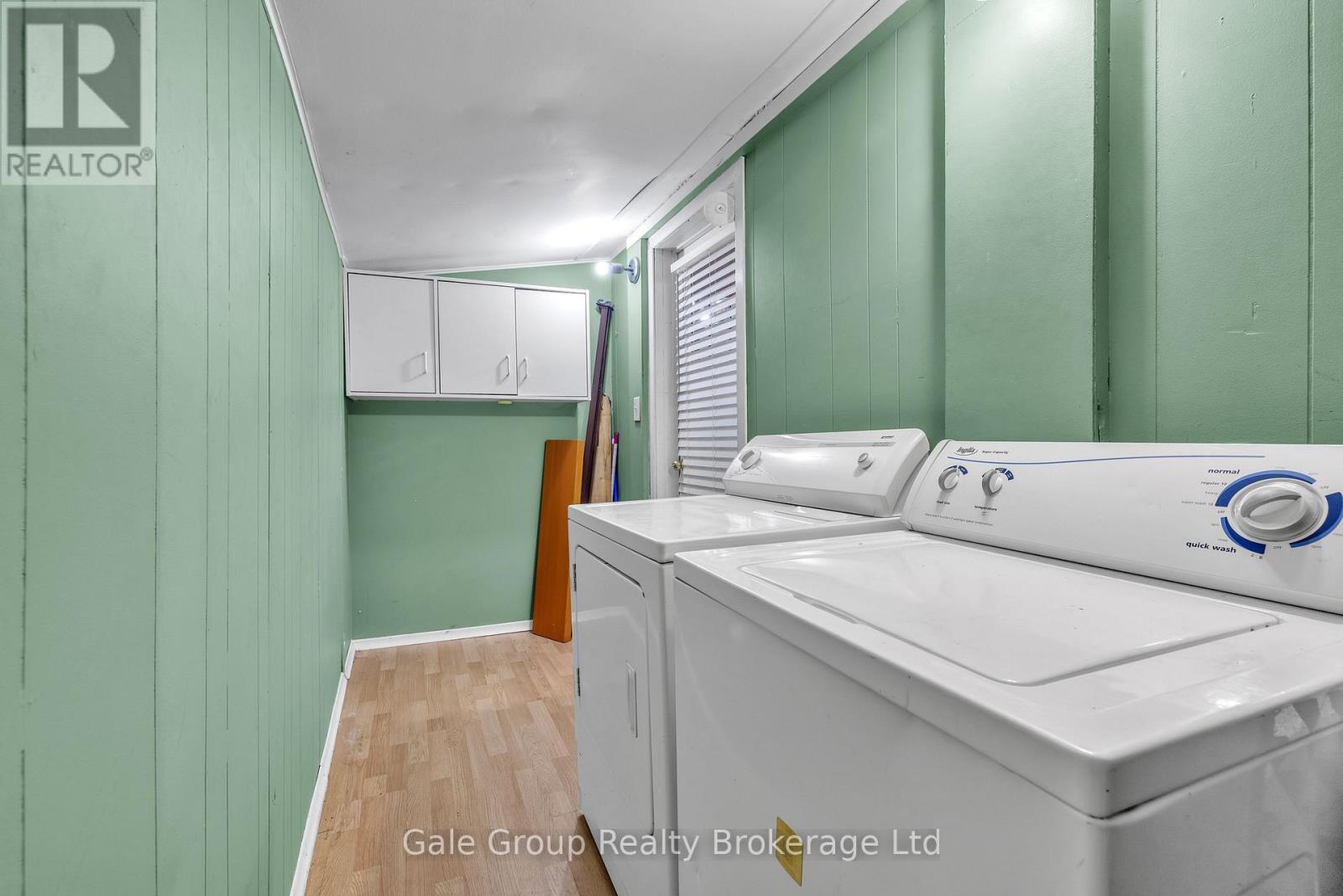 313 SIMCOE STREET - 7