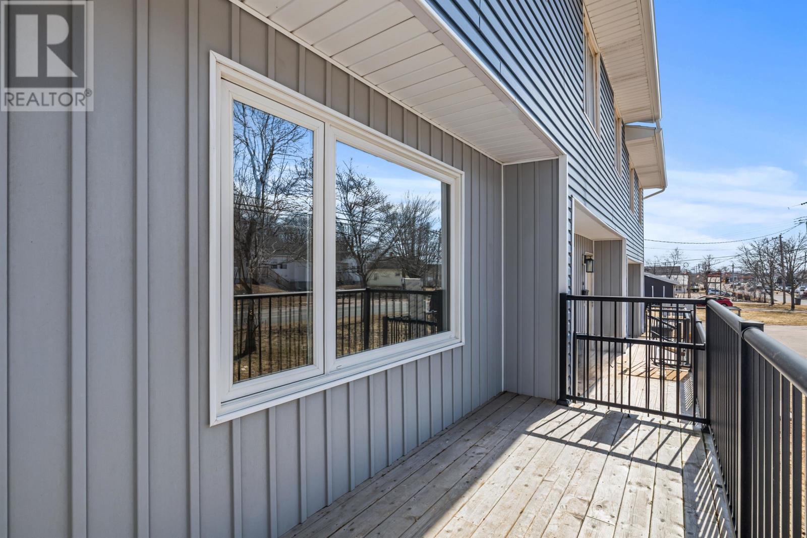 #C 176 ST. PETER'S ROAD - 28